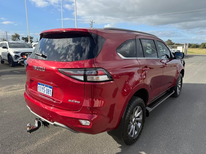 2022 Isuzu MU-X LS-U