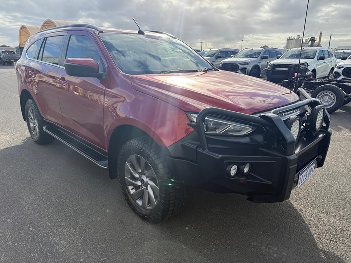 2022 Isuzu MU-X LS-U