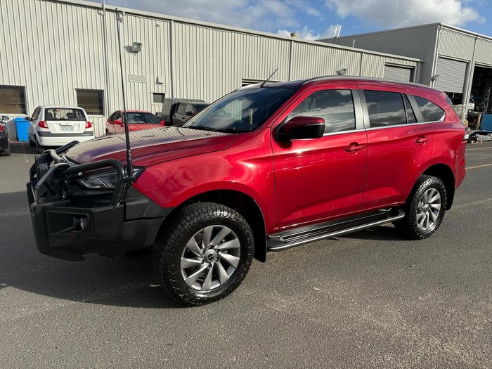 2022 Isuzu MU-X LS-U