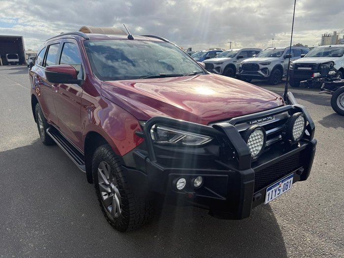 2022 Isuzu MU-X LS-U