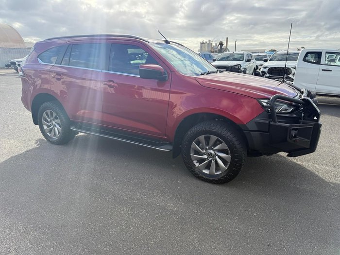 2022 Isuzu MU-X LS-U