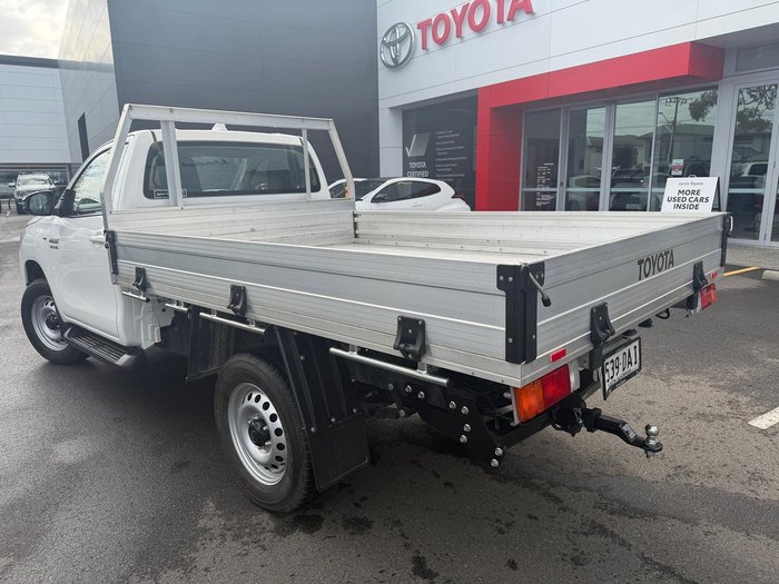 2023 Toyota Hilux SR