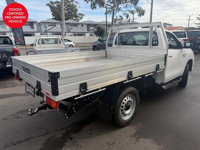 2023 Toyota Hilux SR