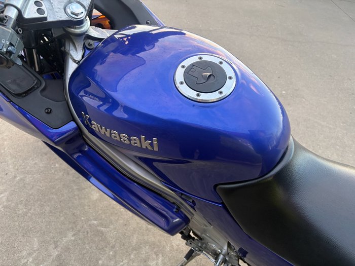 2002 Kawasaki ZZ-R250 (EX250) Blue