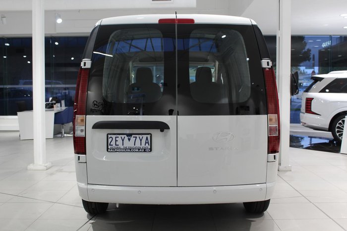 2026 Hyundai STARIA LOAD