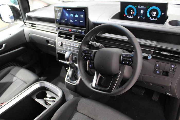 2026 Hyundai STARIA LOAD