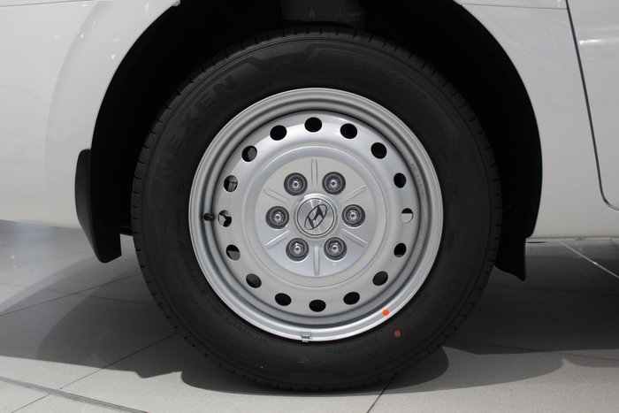 2026 Hyundai STARIA LOAD