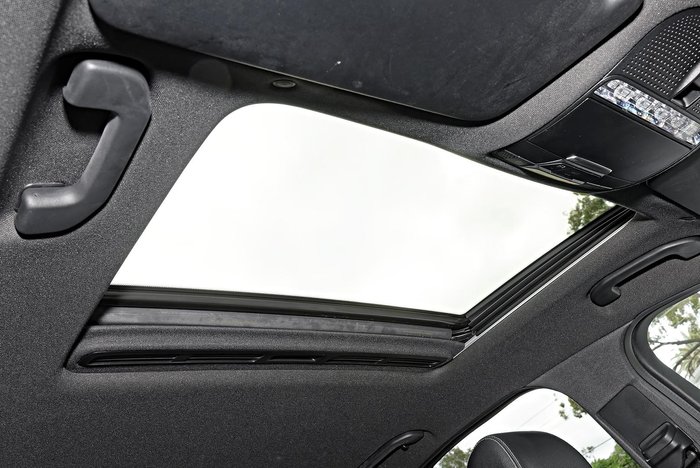 2020 Mercedes-Benz C-Class C300