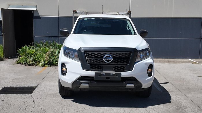 2022 Nissan Navara SL