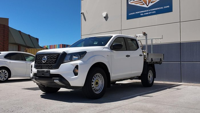 2022 Nissan Navara SL