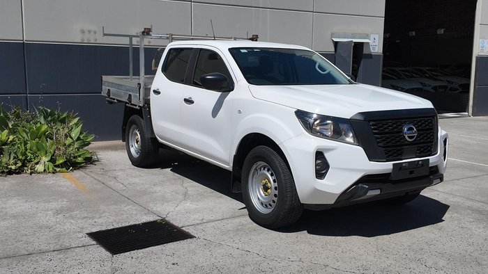 2022 Nissan Navara SL
