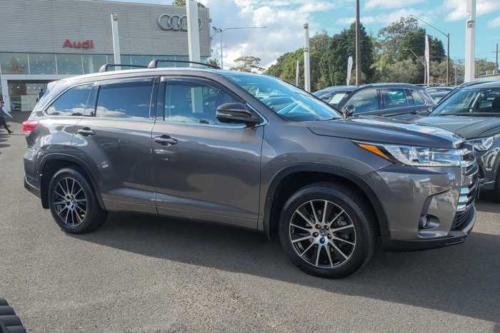 2017 Toyota Kluger Grande