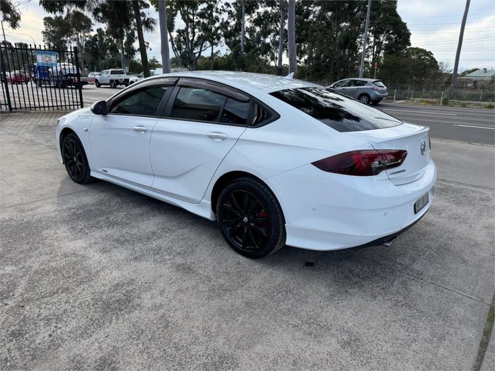 2018 HOLDEN COMMODORE RS