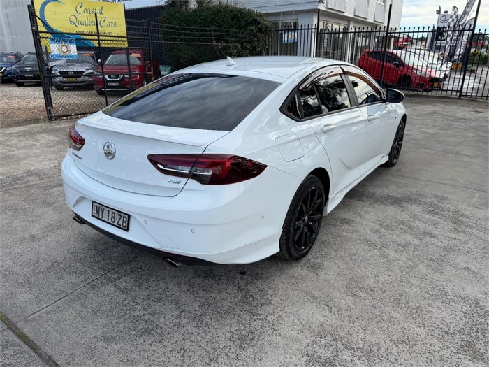 2018 HOLDEN COMMODORE RS