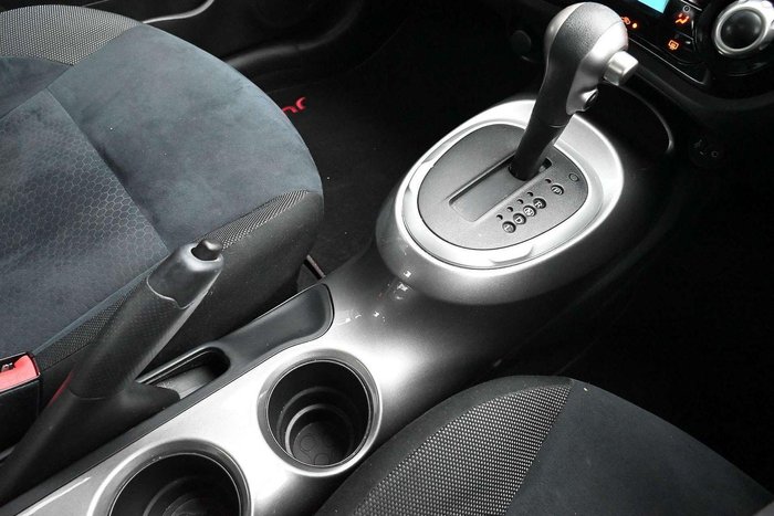 2015 Nissan JUKE ST