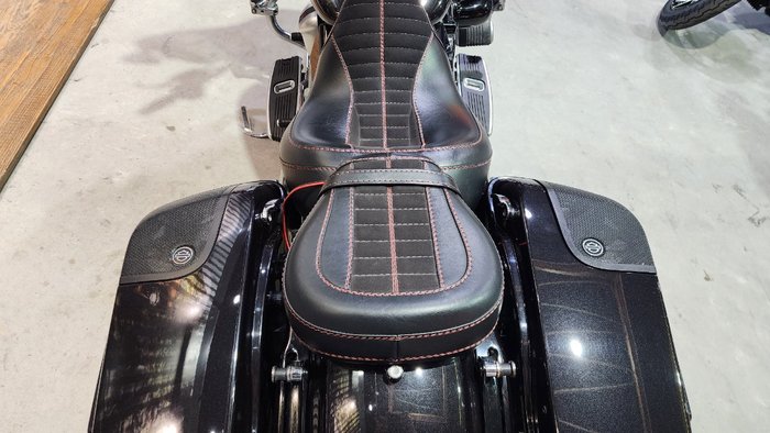 2020 HARLEY-DAVIDSON FLHXSE CVO STREET GLIDE