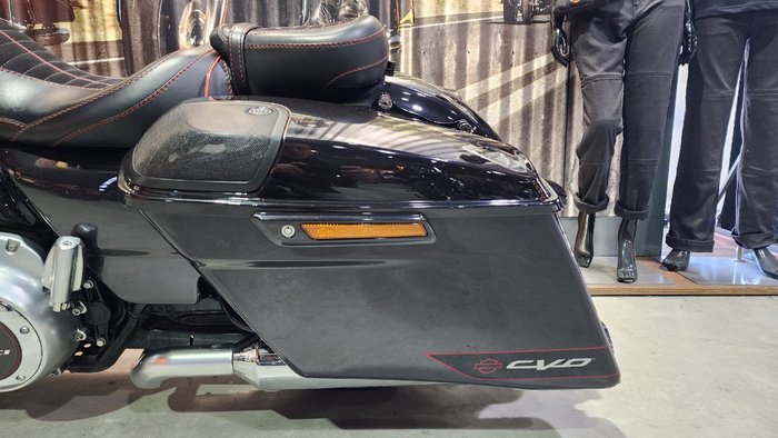 2020 HARLEY-DAVIDSON FLHXSE CVO STREET GLIDE