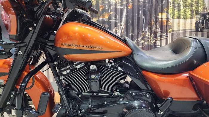 2019 HARLEY-DAVIDSON FLHXS STREET GLIDE SPECIAL