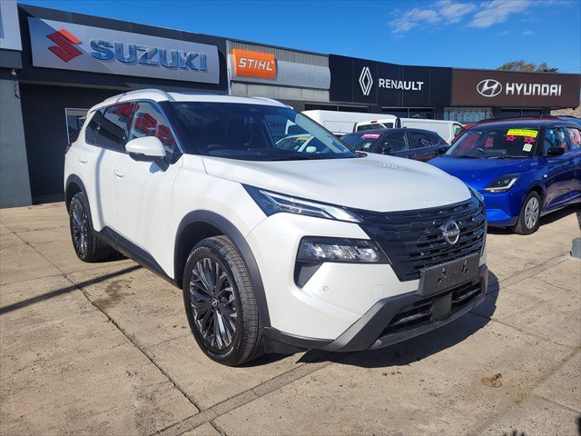 2026 NISSAN T33