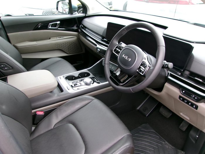 2024 Kia Carnival GT-Line