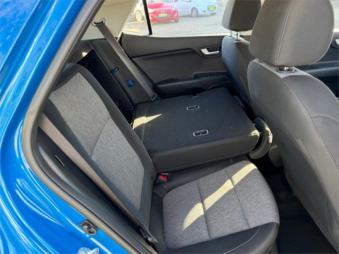 2024 KIA STONIC S