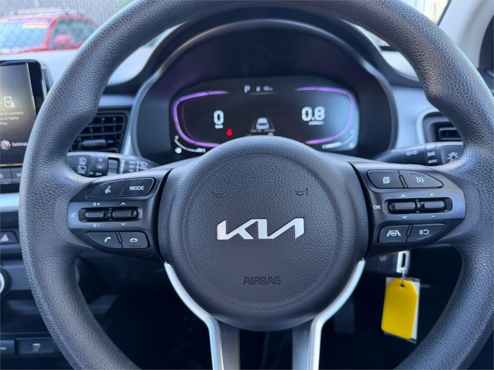 2024 KIA STONIC S