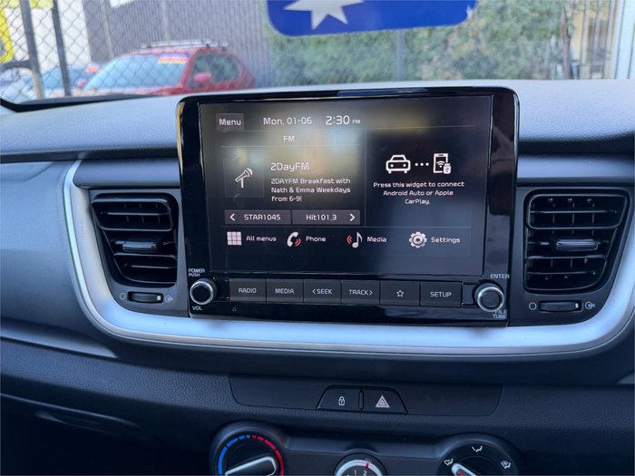 2024 KIA STONIC S