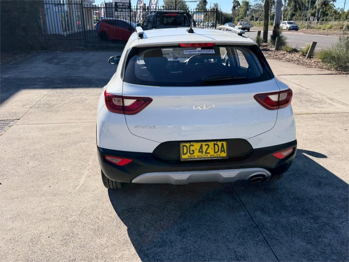 2022 KIA STONIC S