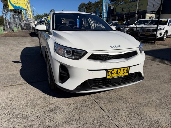2022 KIA STONIC S