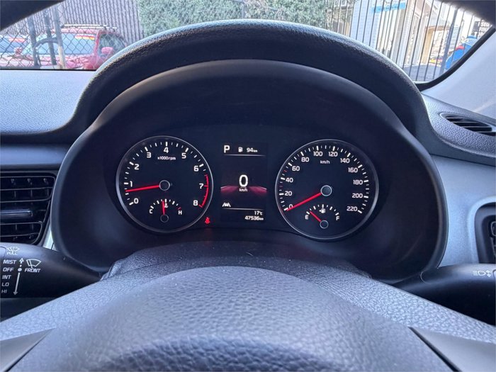 2022 KIA STONIC S