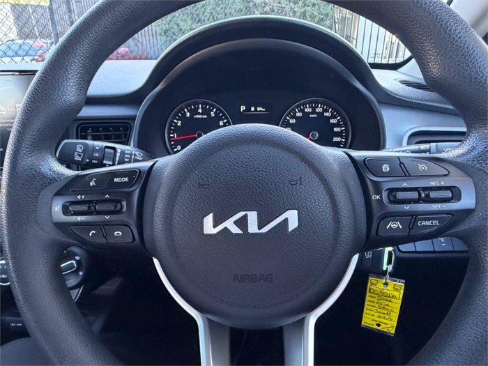 2022 KIA STONIC S