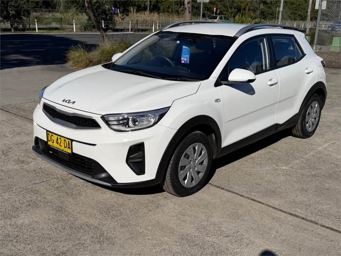 2022 KIA STONIC S