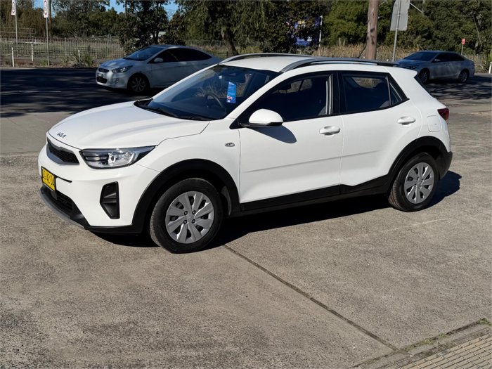 2022 KIA STONIC S