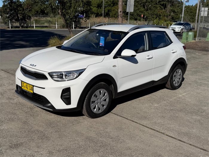 2022 KIA STONIC S