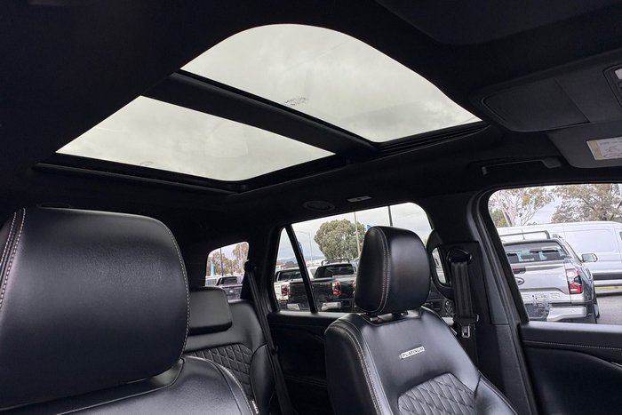2022 Ford Everest Platinum