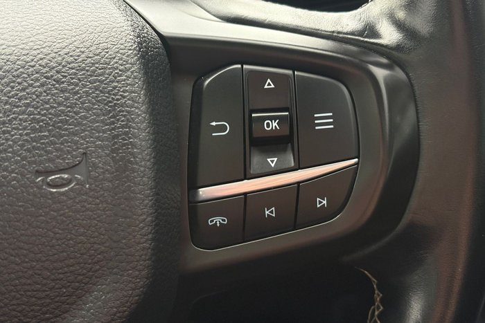 2022 Ford Everest Platinum