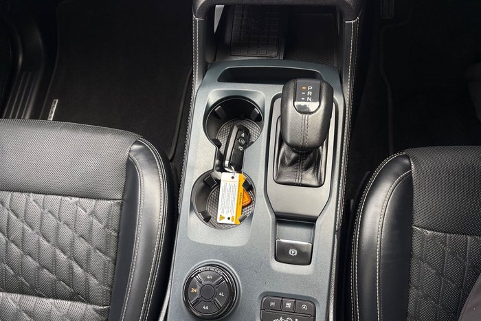 2022 Ford Everest Platinum