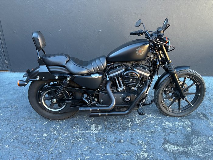 2019 HARLEY-DAVIDSON XL883N IRON 883 BLACK