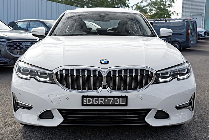 2022 BMW 3 Series 330i M Sport
