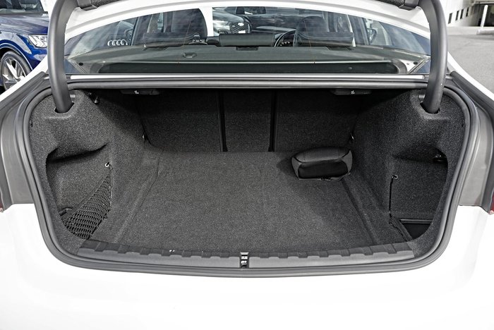 2022 BMW 3 Series 330i M Sport