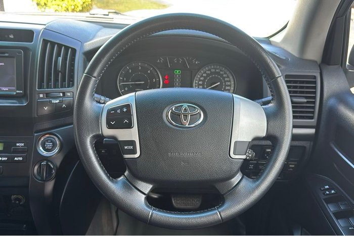 2012 Toyota Landcruiser GXL