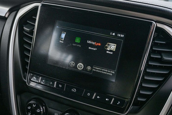 2022 Isuzu MU-X LS-M