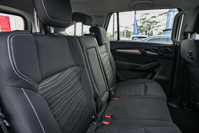 2022 Isuzu MU-X LS-M