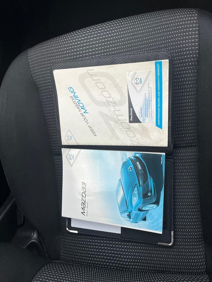 2011 Mazda 3 Neo