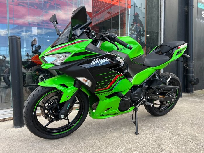 2023 Kawasaki NINJA 400 KRT INSPIRED CG GREEN