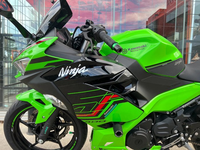 2023 Kawasaki NINJA 400 KRT INSPIRED CG GREEN