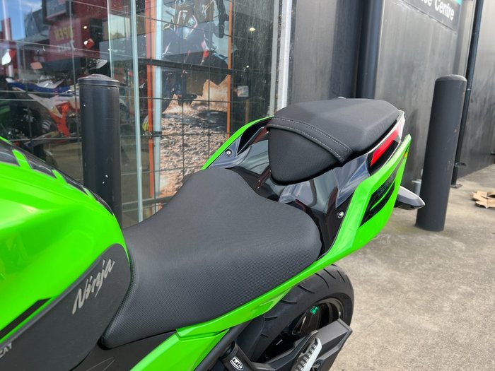 2023 Kawasaki NINJA 400 KRT INSPIRED CG GREEN