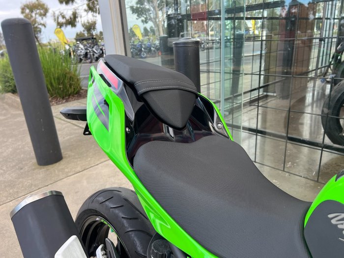 2023 Kawasaki NINJA 400 KRT INSPIRED CG GREEN