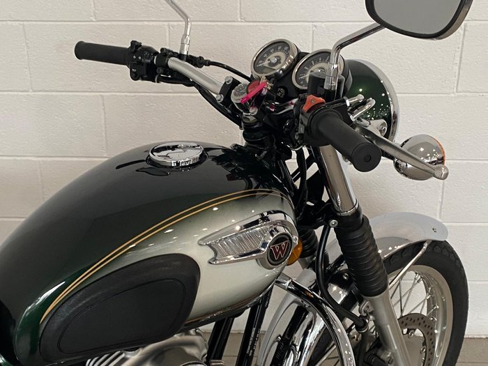 2011 Kawasaki W800 W Series Green
