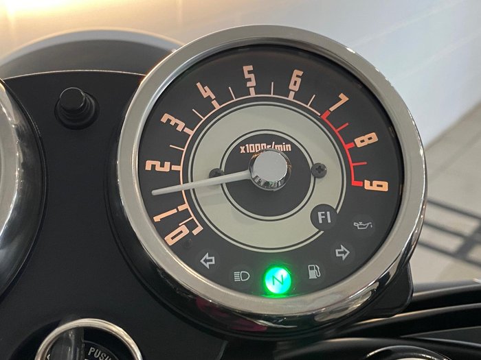 2011 Kawasaki W800 W Series Green